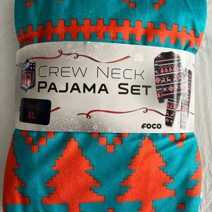 FOCO Men's Crew Neck Pajama Set